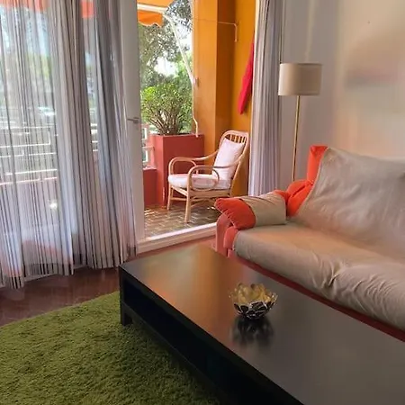 Cozy Close To The For 2 Persons 公寓 加瓦